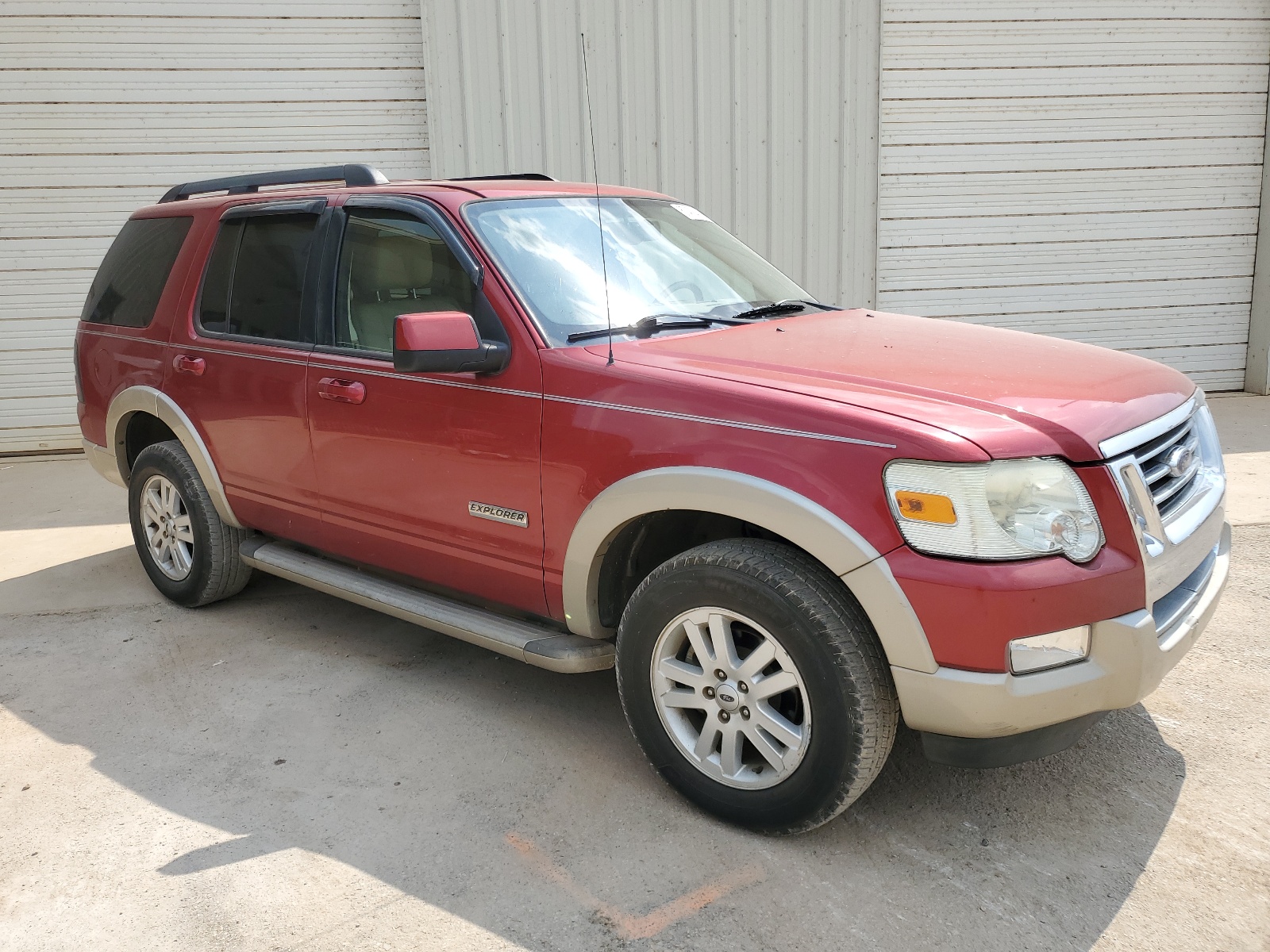 1FMEU64E88UA10696 2008 Ford Explorer Eddie Bauer