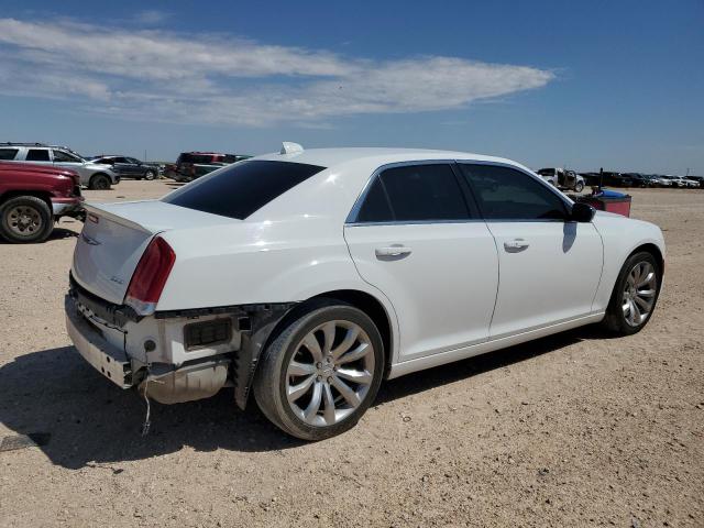  CHRYSLER 300 2018 Белый