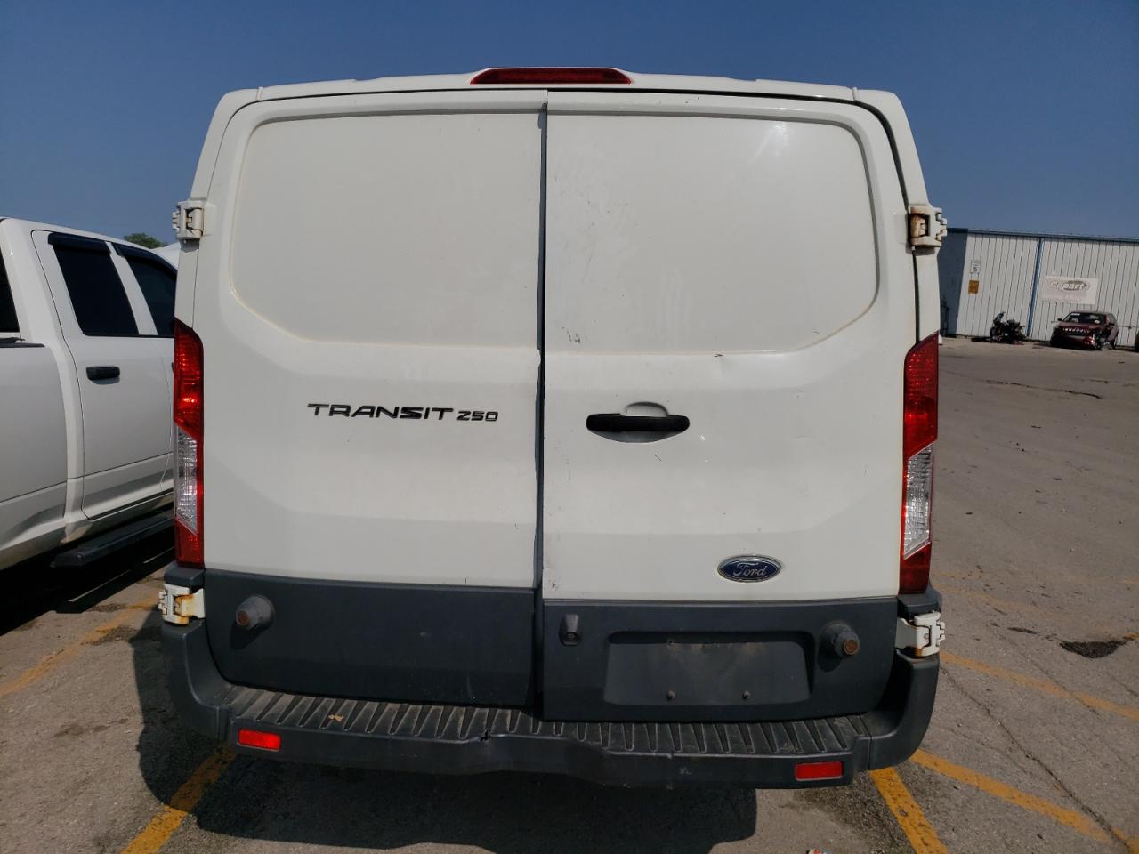 1FTYR2ZM6GKA25087 2016 Ford Transit T-250