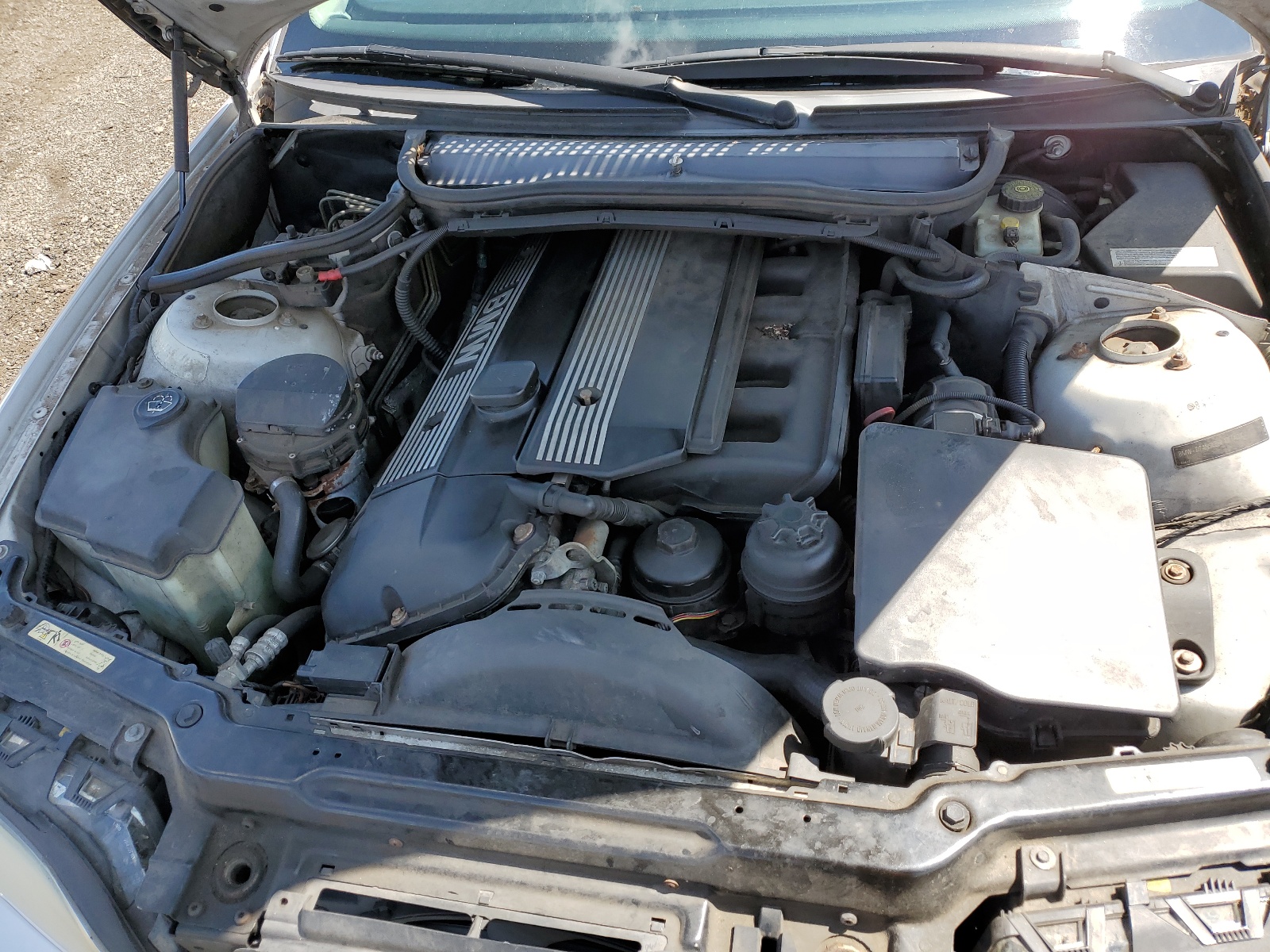 WBAEU33413PH88311 2003 BMW 325 Xi