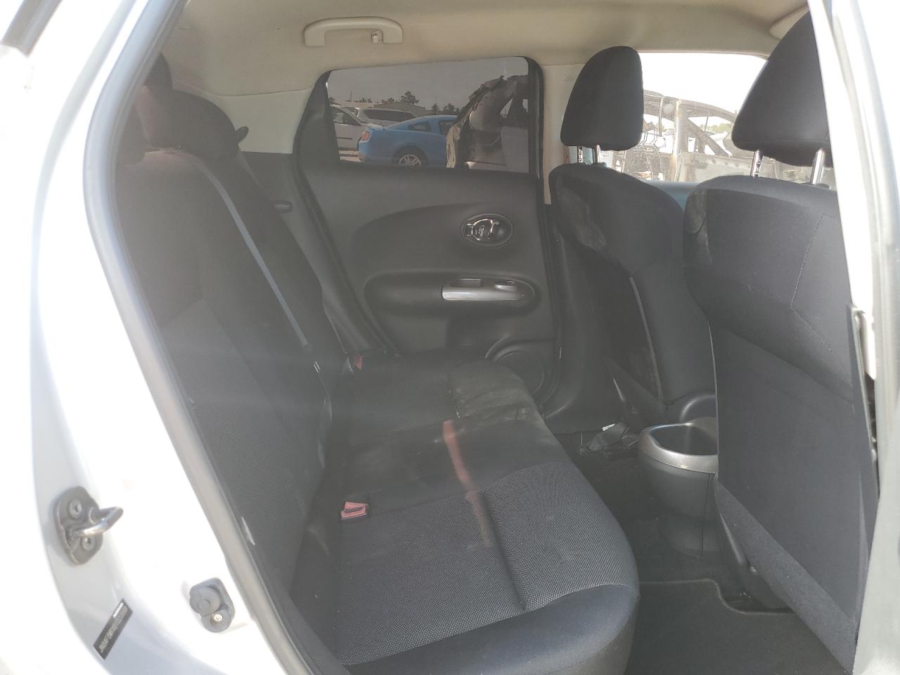 2011 Nissan Juke S VIN: JN8AF5MRXBT020898 Lot: 67880194