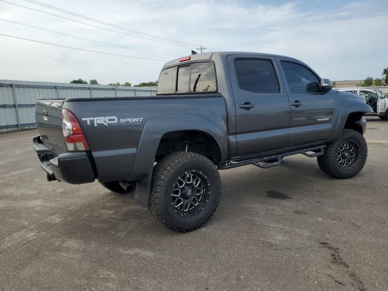 2015 Toyota Tacoma Double Cab VIN: 3TMLU4EN1FM203238 Lot: 68113934