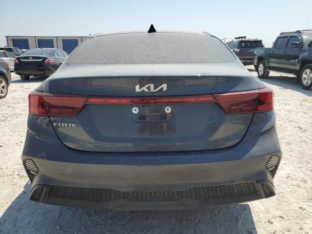 3KPF24AD7RE702771 Kia Forte LX 6