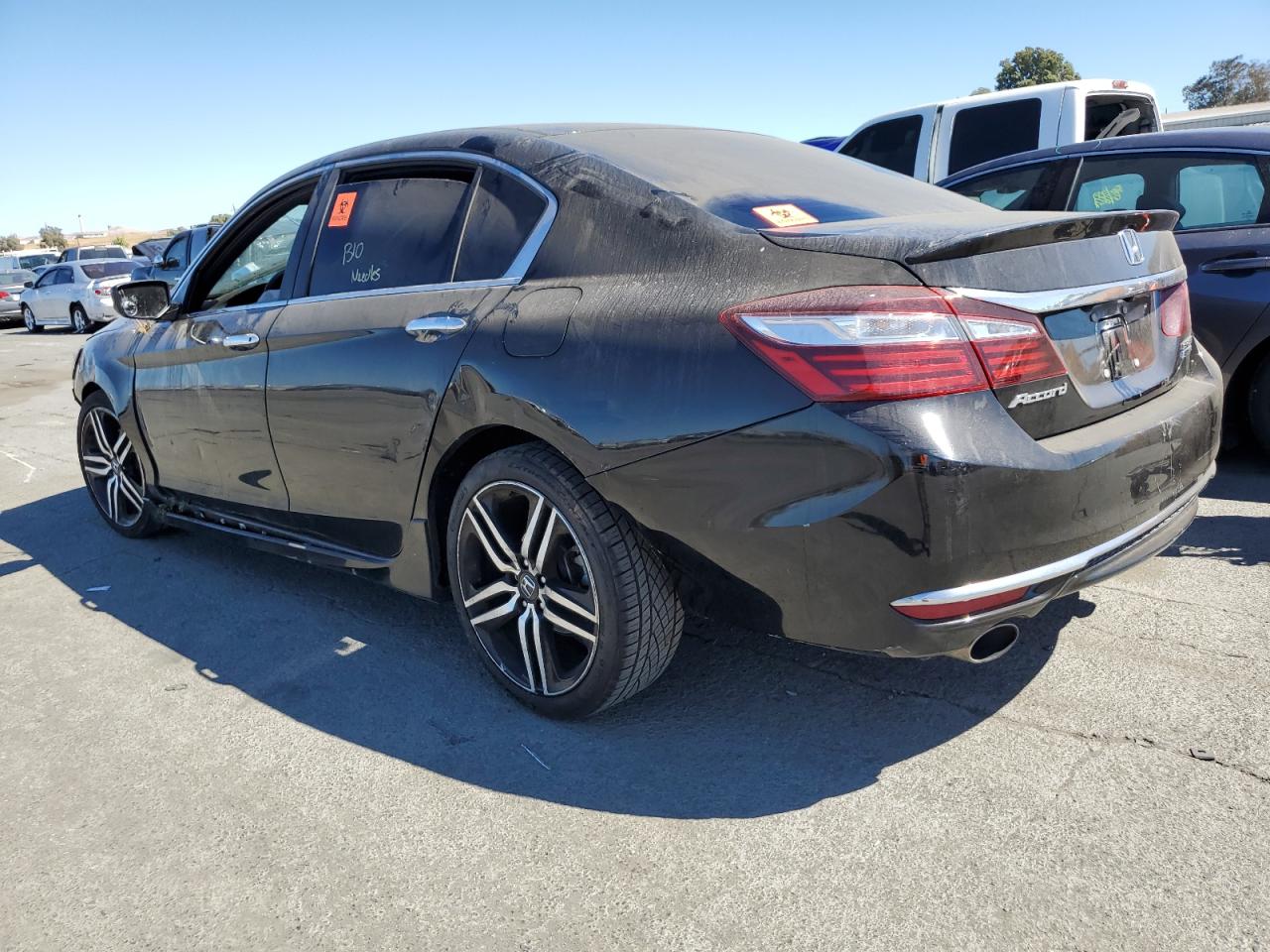 1HGCR2F14HA242022 2017 HONDA ACCORD - Image 2