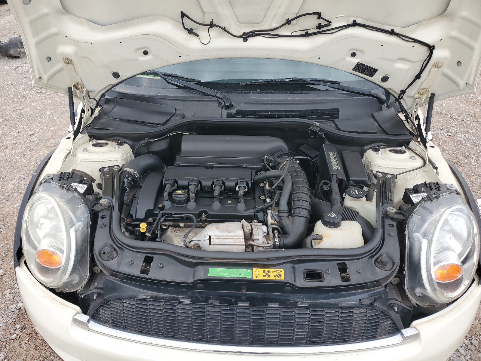 WMWMS3C51ATY08231 2010 Mini Cooper S