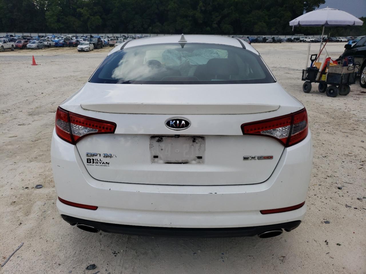 KNAGR4A69B5086152 2011 Kia Optima Sx