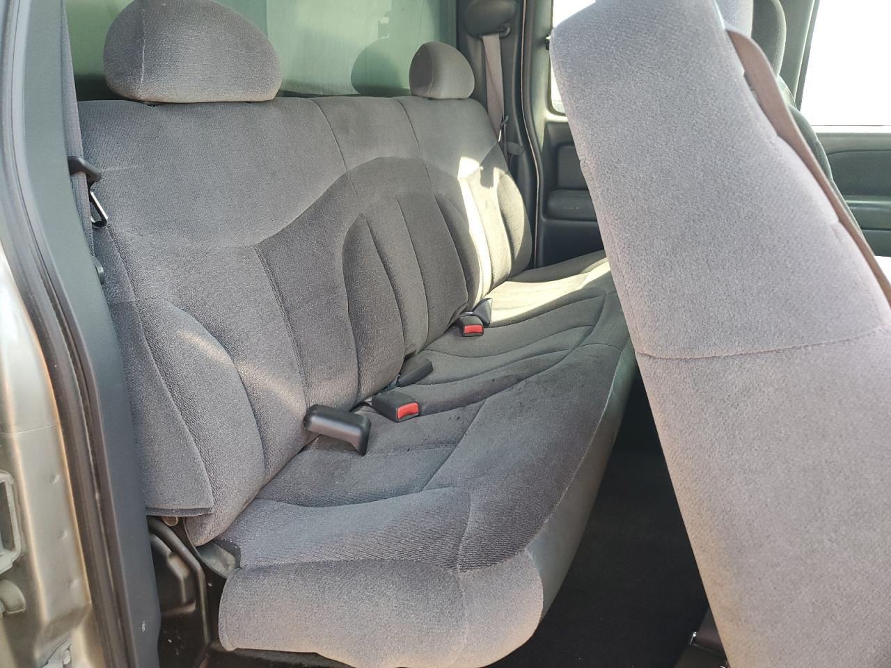 2002 GMC Sierra C2500 Heavy Duty VIN: 1GTHC29G02E302688 Lot: 66360614