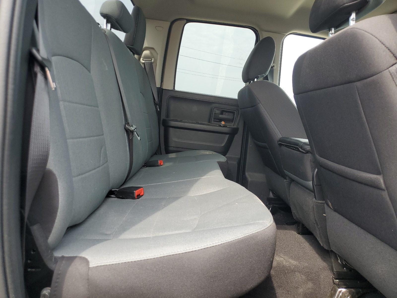 1C6RR7FG0NS174759 2022 Ram 1500 Classic Tradesman