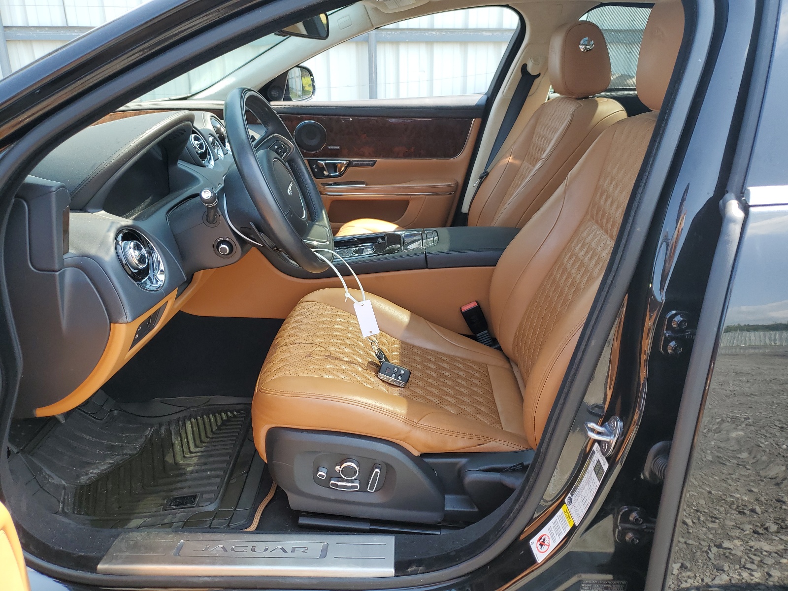 SAJWA2G78H8W09339 2017 Jaguar Xjl Portfolio