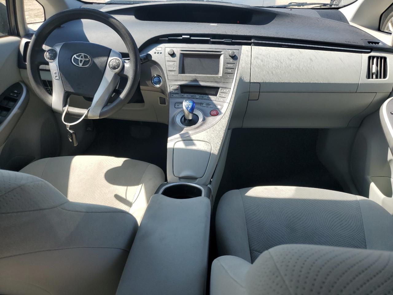 JTDKN3DU1E0389988 2014 Toyota Prius