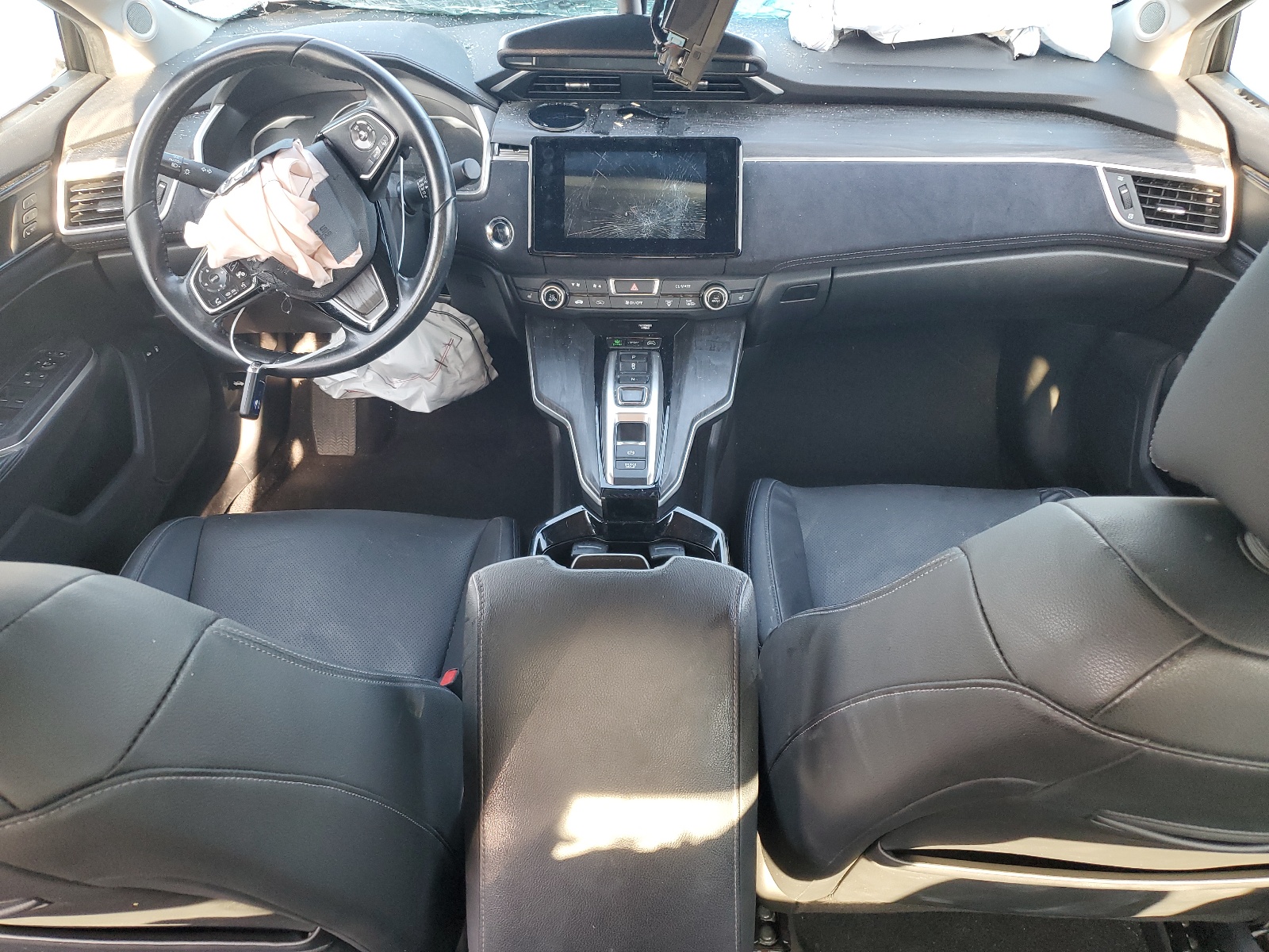 JHMZC5F37JC016921 2018 Honda Clarity Touring