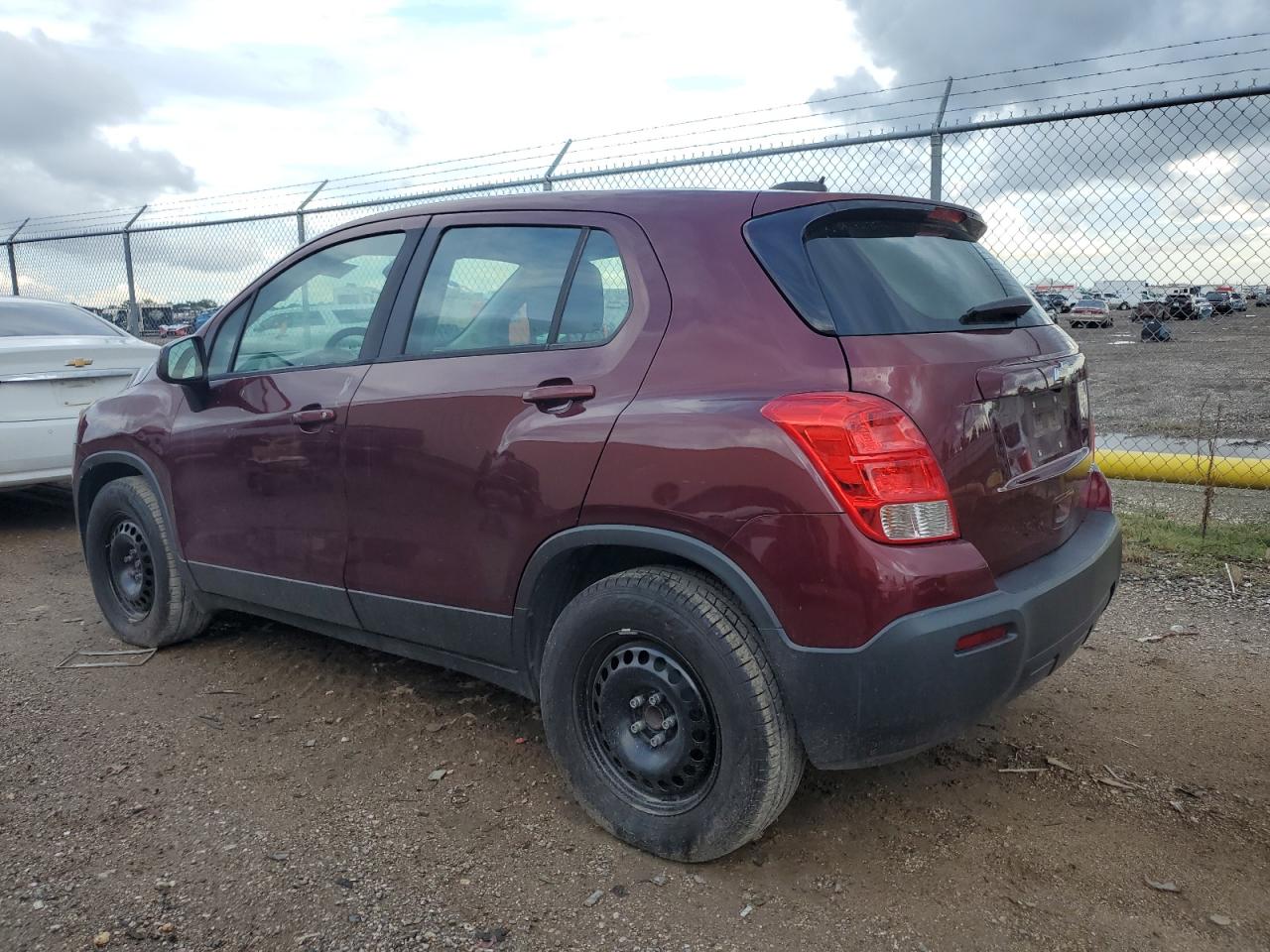 2016 Chevrolet Trax - Image 2