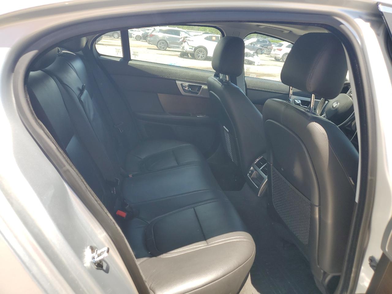 2015 Jaguar Xf 2.0T Premium VIN: SAJWA0FS8FPU64347 Lot: 66928174