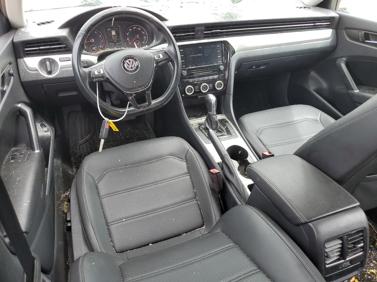 1VWSA7A37LC008068 2020 Volkswagen Passat Se