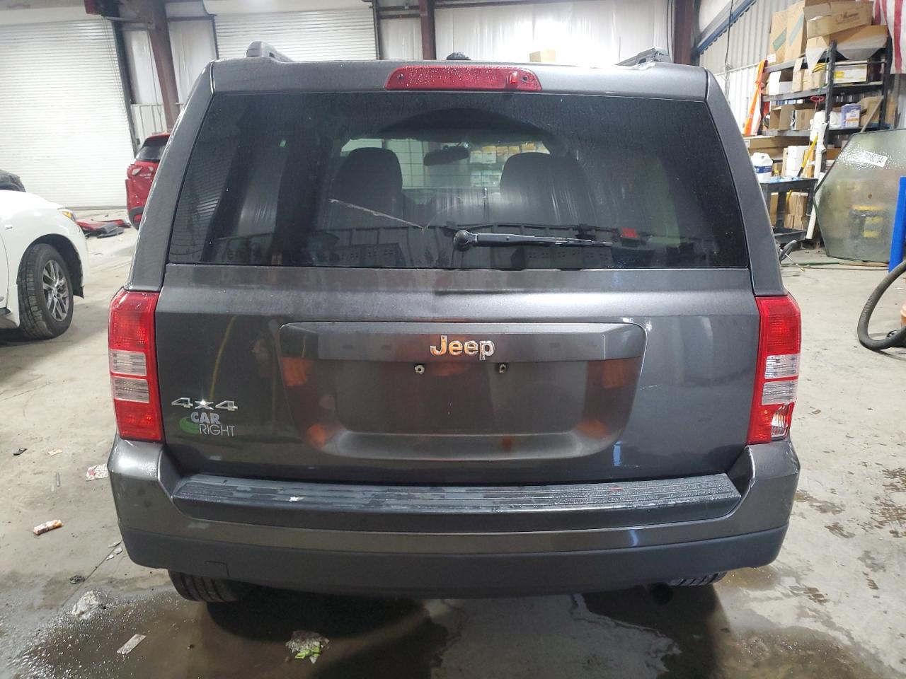 1C4NJRBB9GD805651 2016 Jeep Patriot Sport