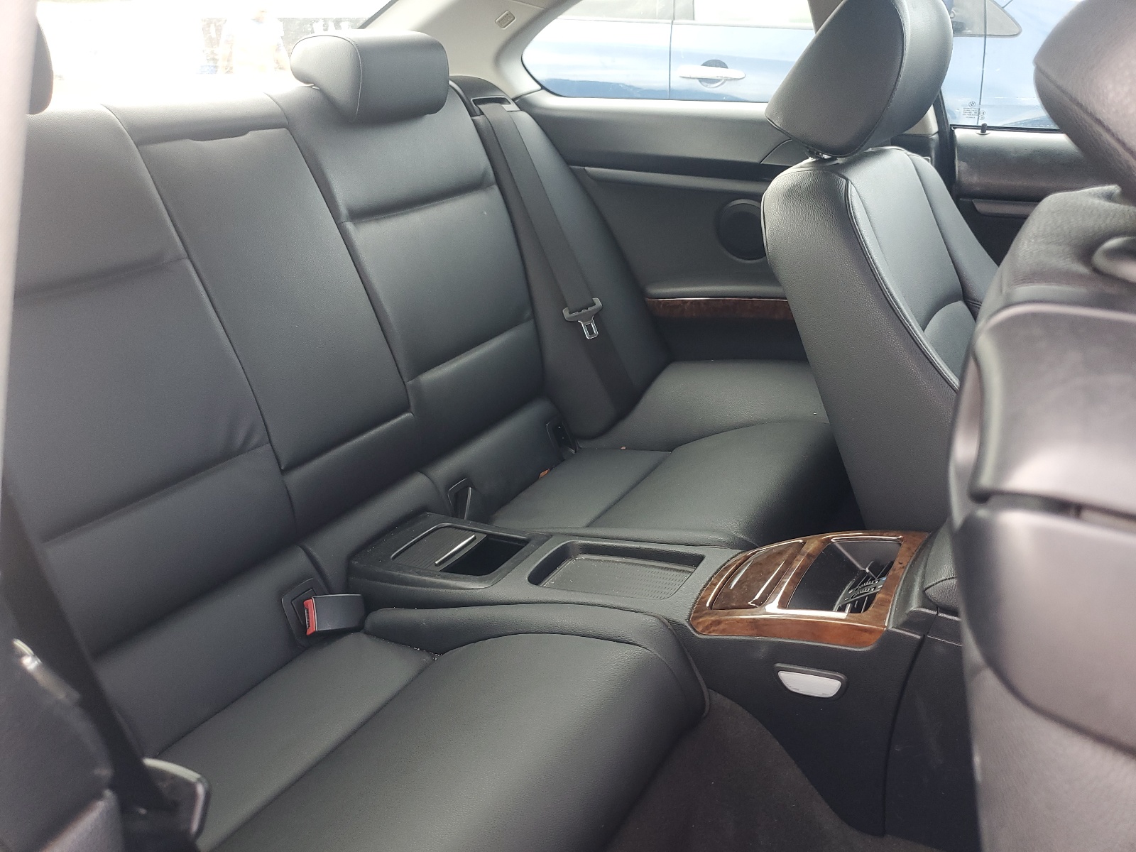 WBAWC33558PD08570 2008 BMW 328 Xi