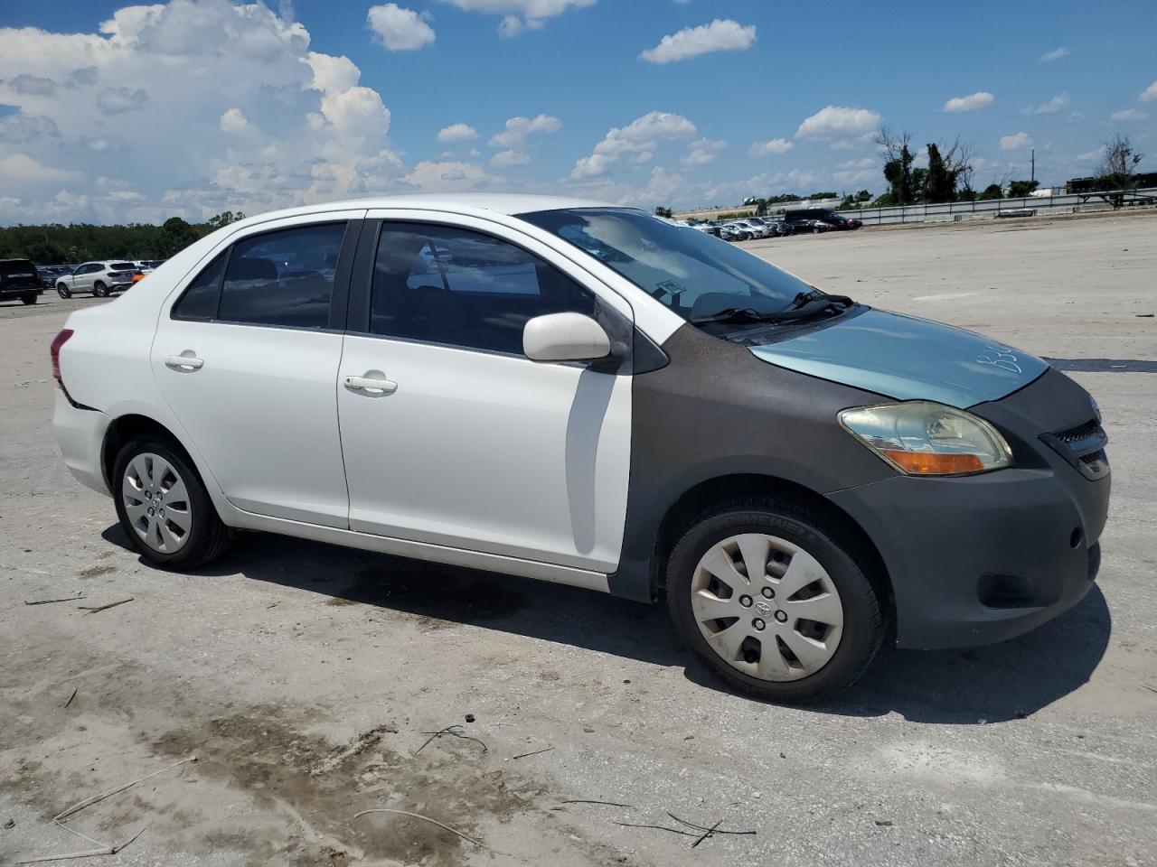 2007 Toyota Yaris - Image 4