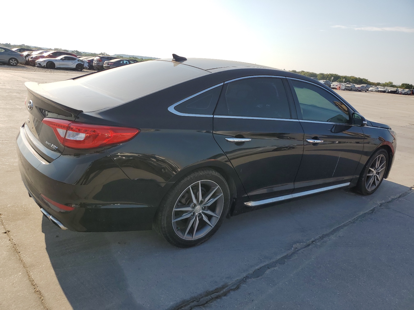 2015 Hyundai Sonata Sport vin: 5NPE34AB3FH040654