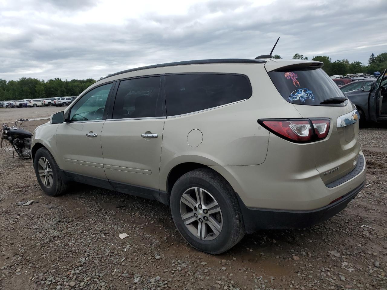 1GNKVGKD5HJ118738 2017 CHEVROLET TRAVERSE - Image 2