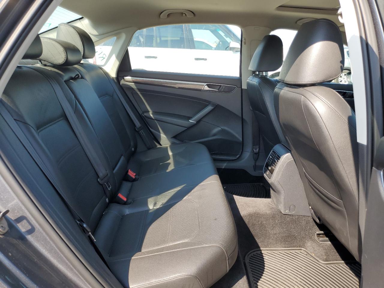 2017 Volkswagen Passat Se VIN: 1VWBT7A30HC024291 Lot: 66098624