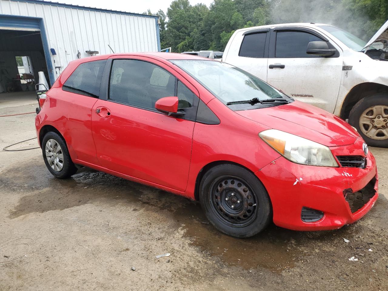 2012 Toyota Yaris - Image 4