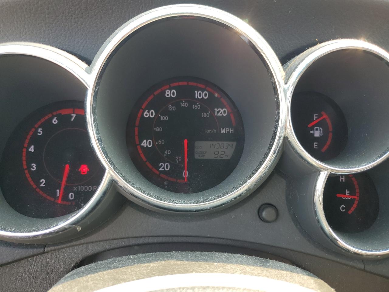 2004 Toyota Corolla Matrix Xr VIN: 2T1KR32E04C291880 Lot: 66509304