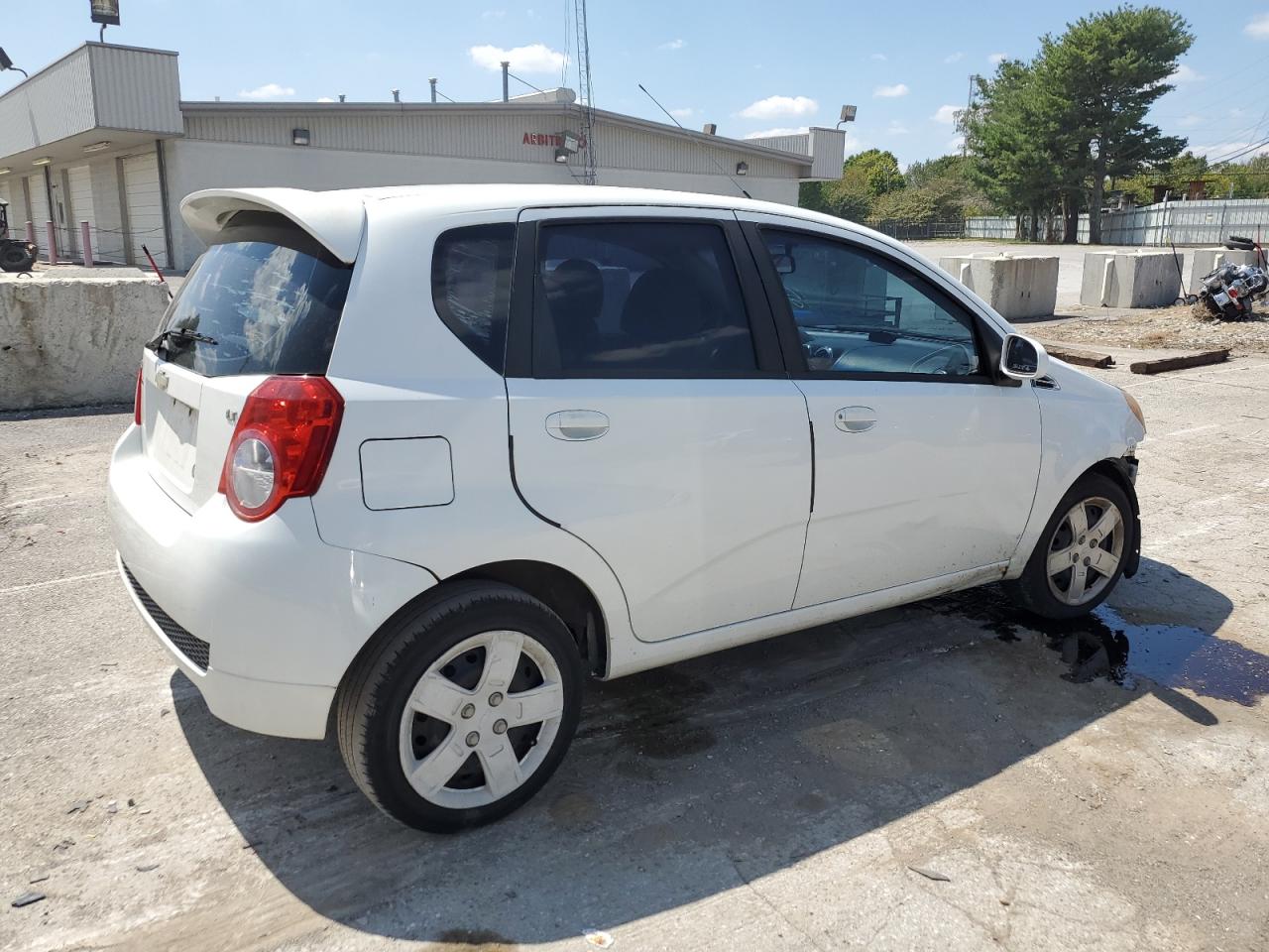 KL1TG6DE9BB144243 2011 Chevrolet Aveo Lt