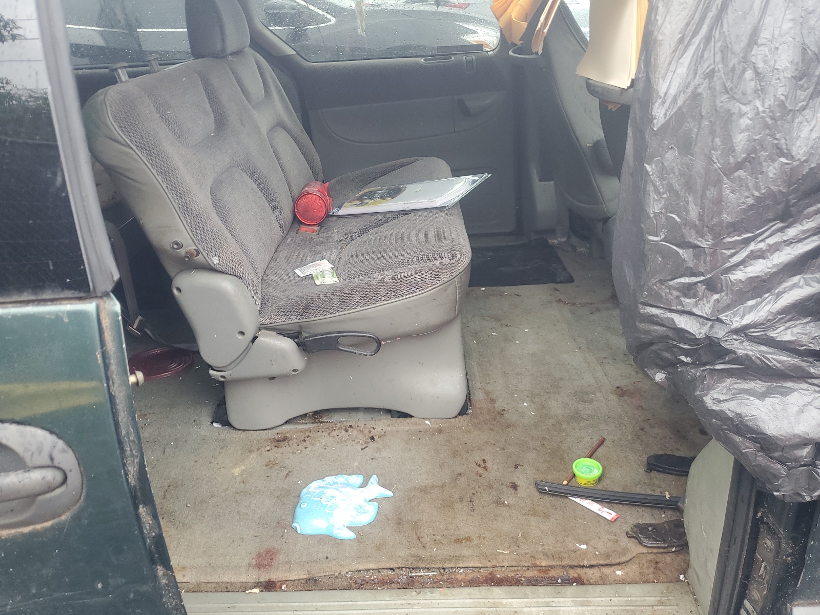 1B4GP44R3TB106393 1996 Dodge Grand Caravan Se