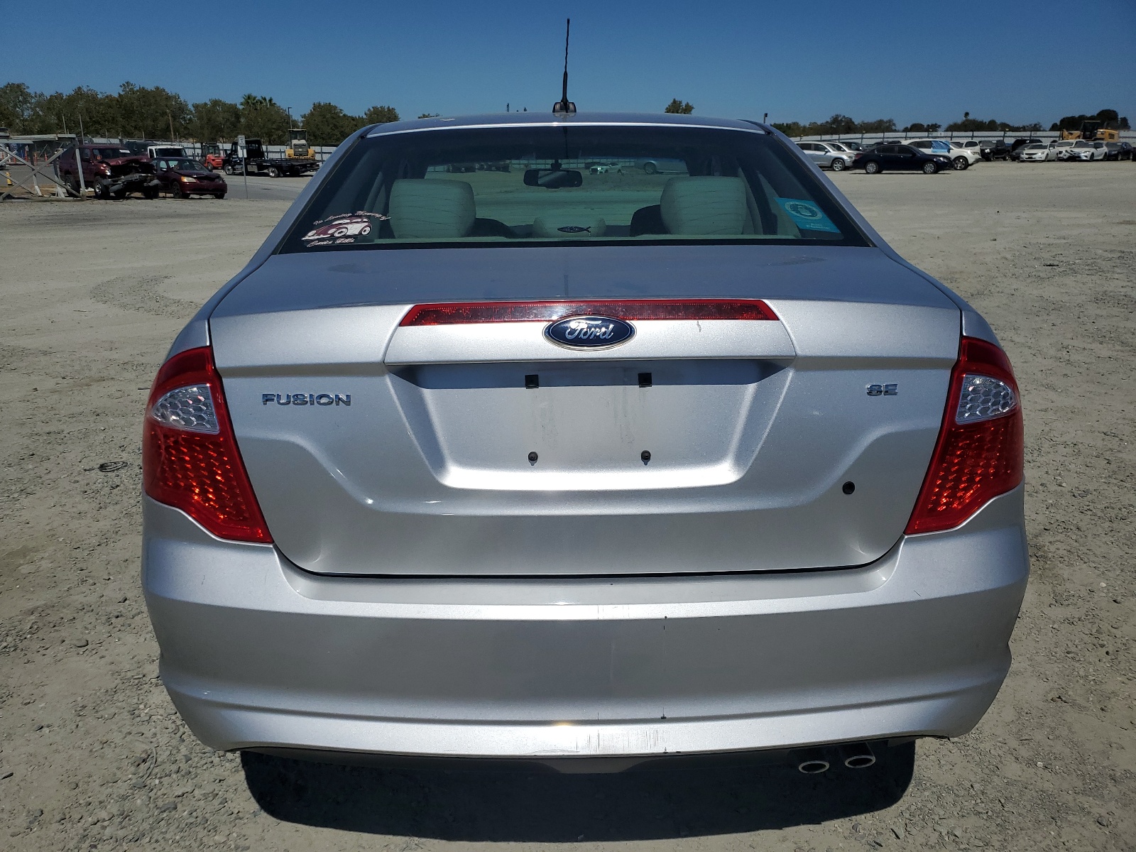 3FAHP0HAXBR140111 2011 Ford Fusion Se