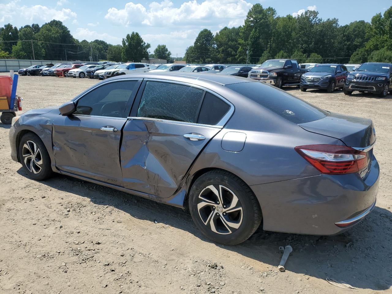 1HGCR2F34HA212925 2017 HONDA ACCORD - Image 2