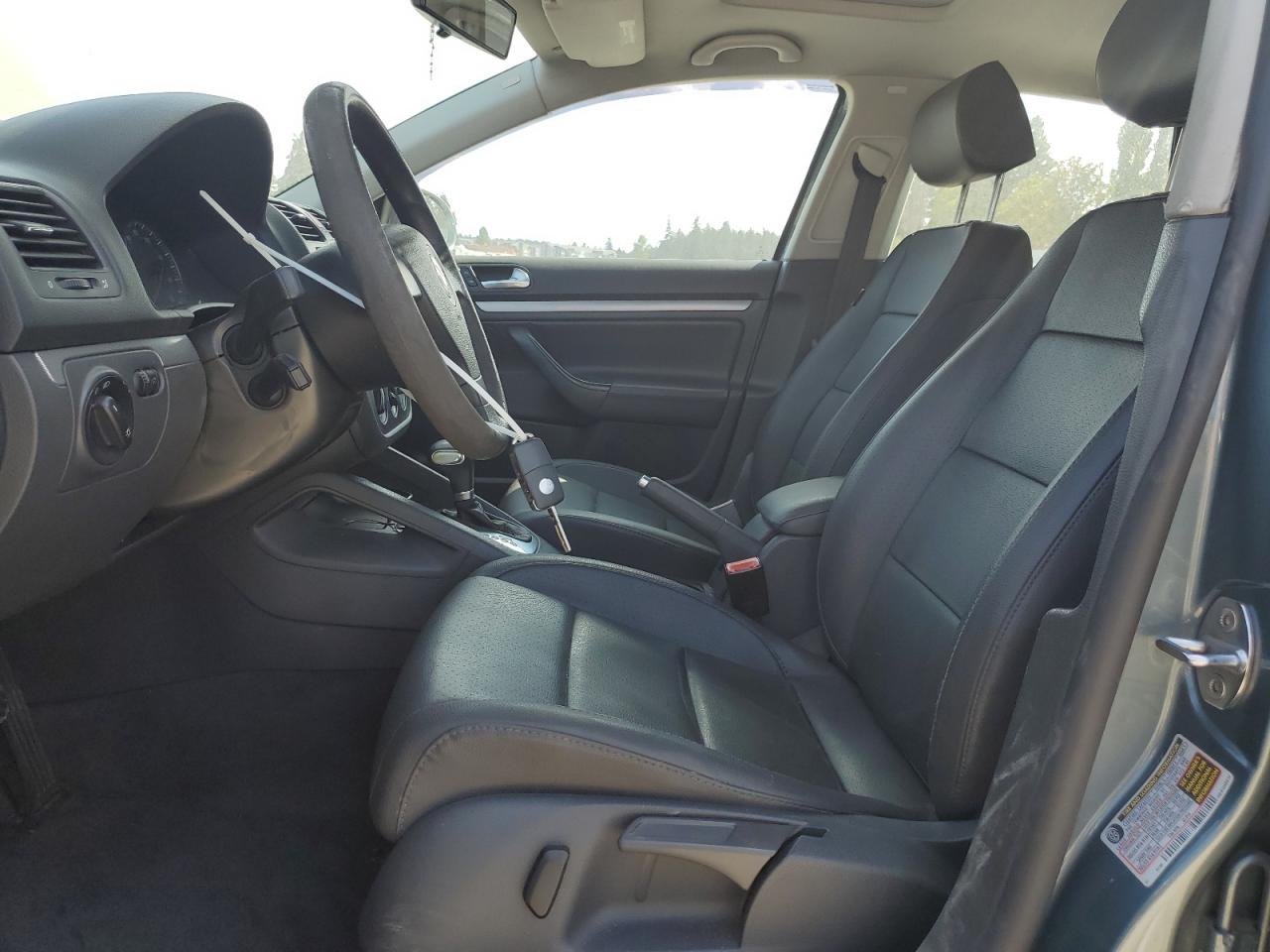 2006 Volkswagen Jetta 2.5 Option Package 1 VIN: 3VWSF71K66M789757 Lot: 63880644