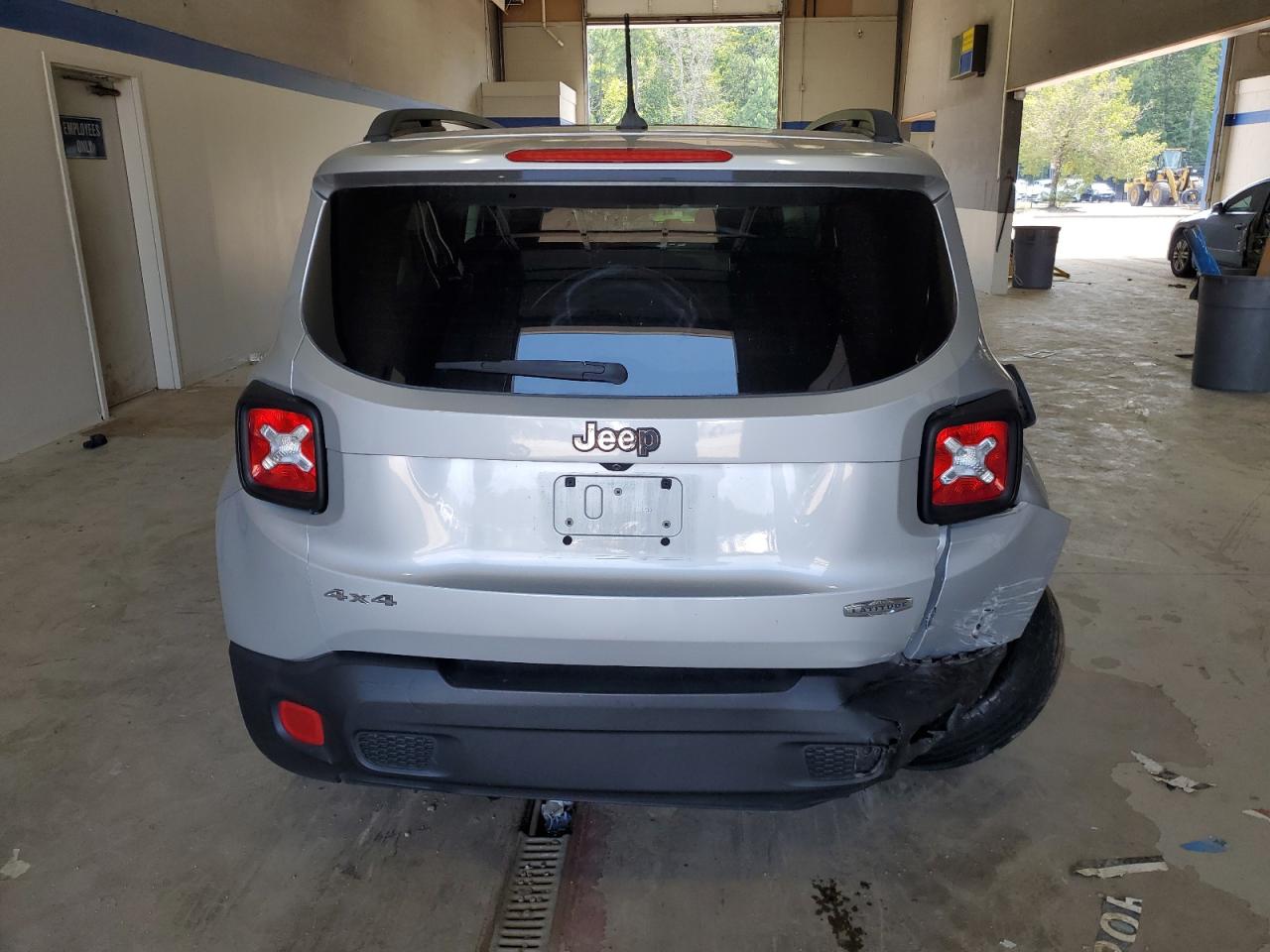 2015 Jeep Renegade Latitude VIN: ZACCJBBT2FPC27349 Lot: 67110484