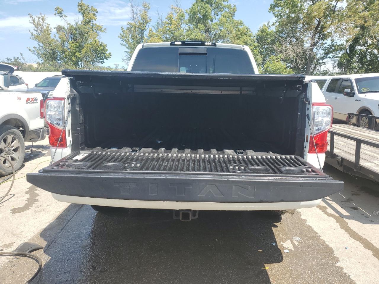 2017 Nissan Titan Sv VIN: 1N6AA1E51HN539928 Lot: 67298854