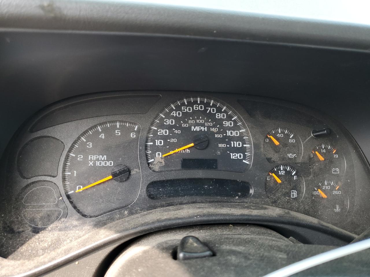 2003 GMC Yukon - Image 9