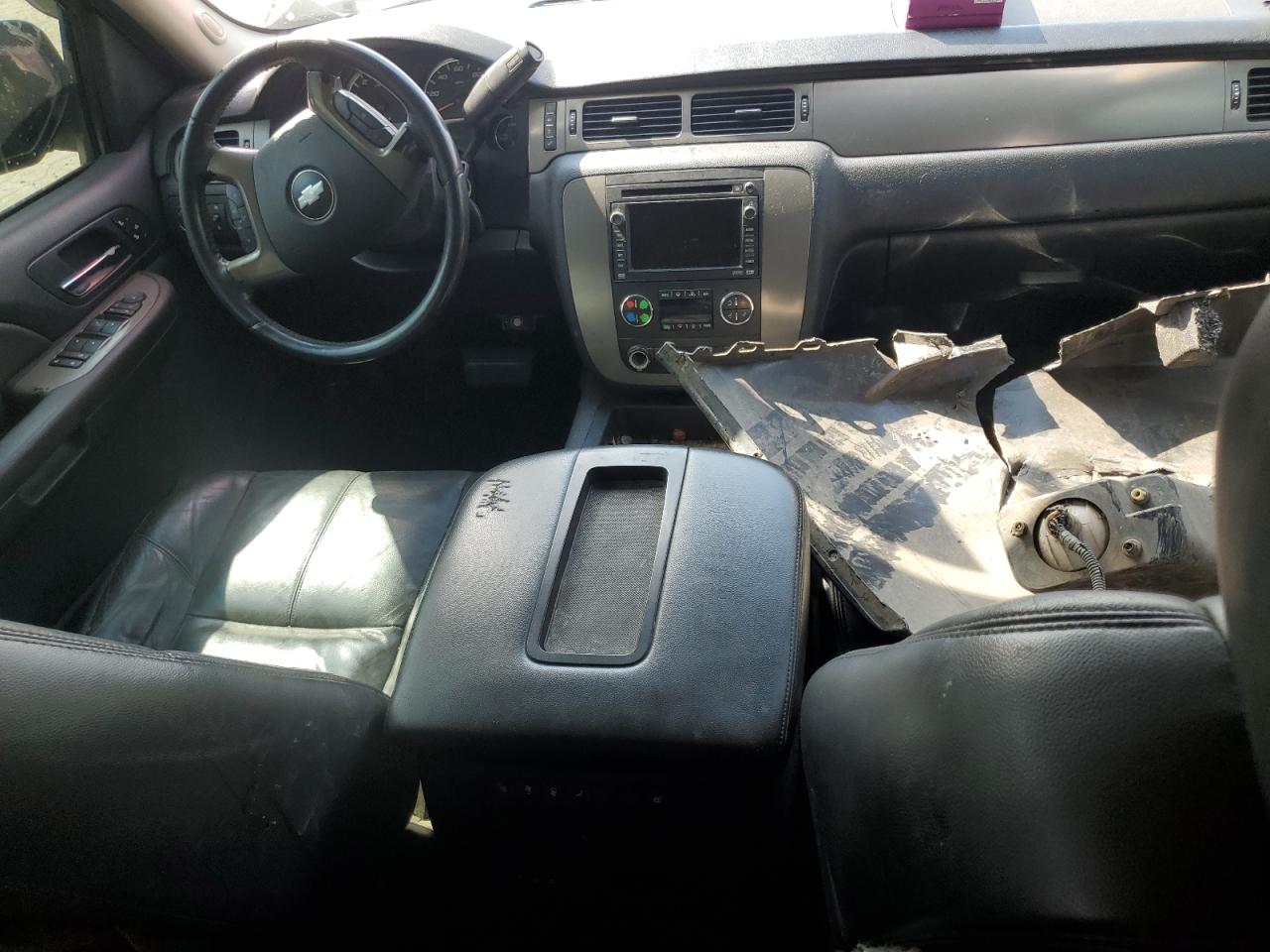 2008 Chevrolet Suburban K1500 Ls VIN: 3GNFK16398G120440 Lot: 67557384