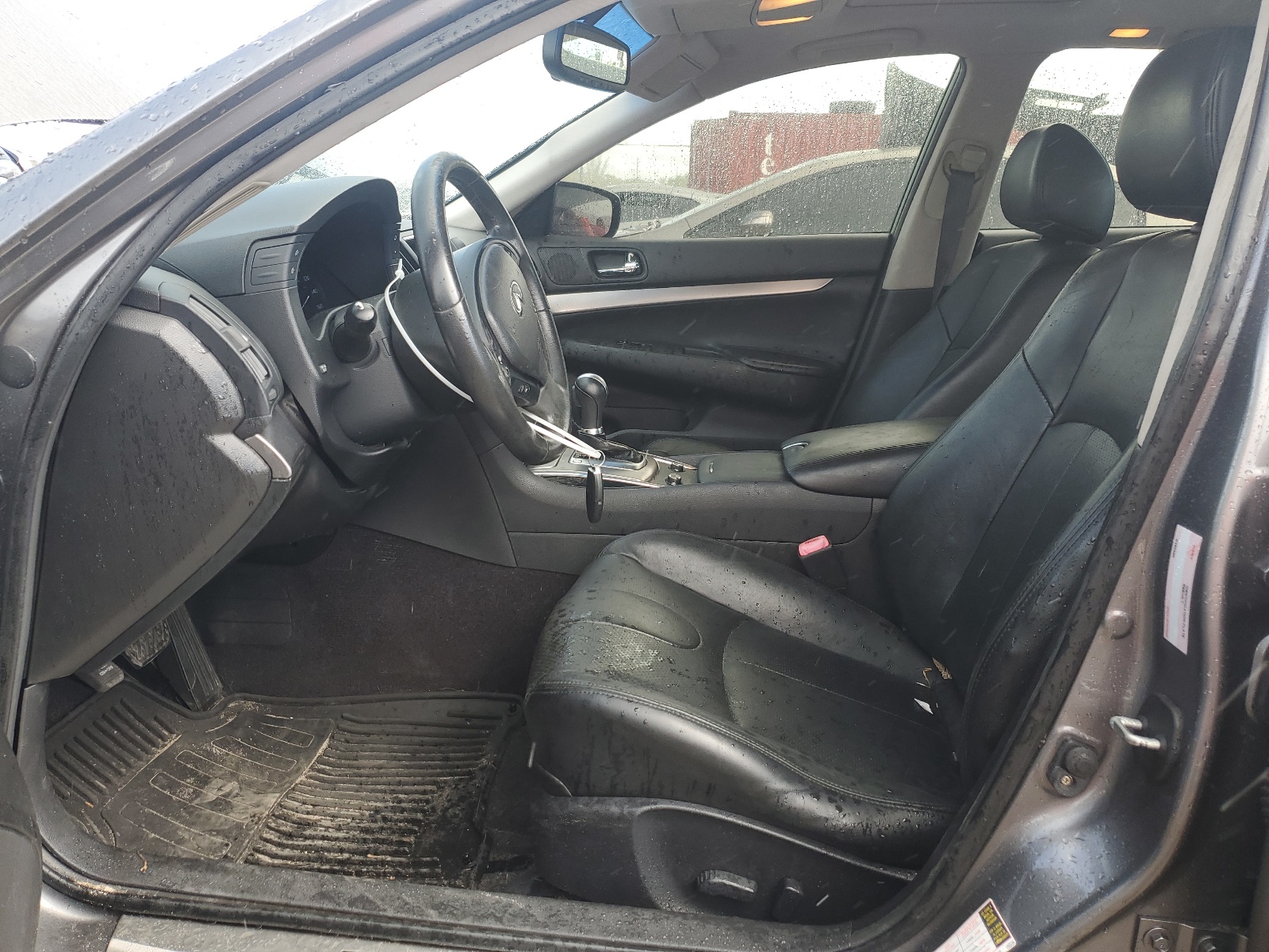 JN1CV6AP9FM502197 2015 Infiniti Q40