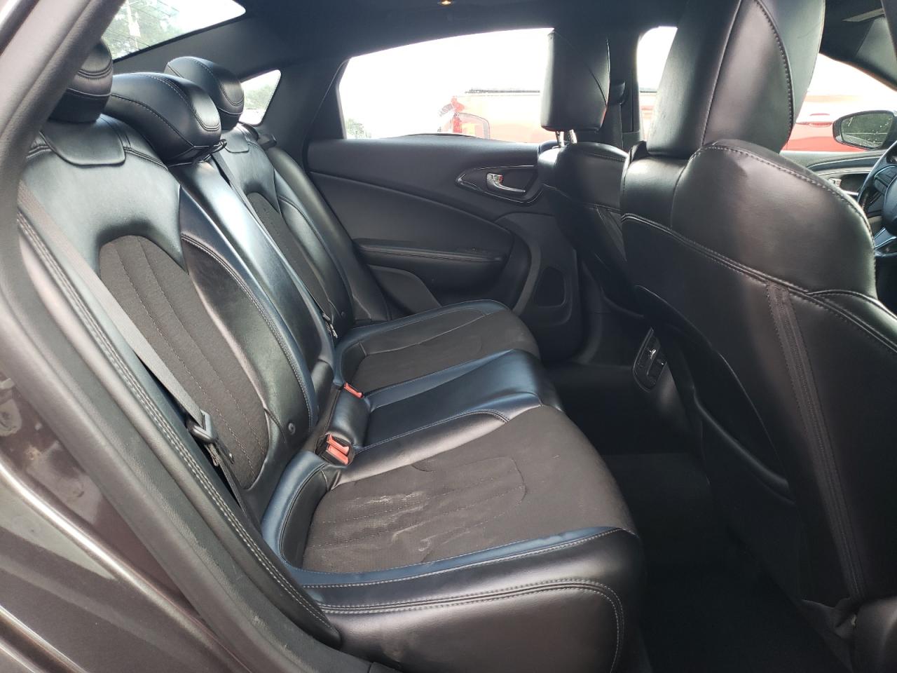 2015 Chrysler 200 S VIN: 1C3CCCBG3FN608580 Lot: 65168854