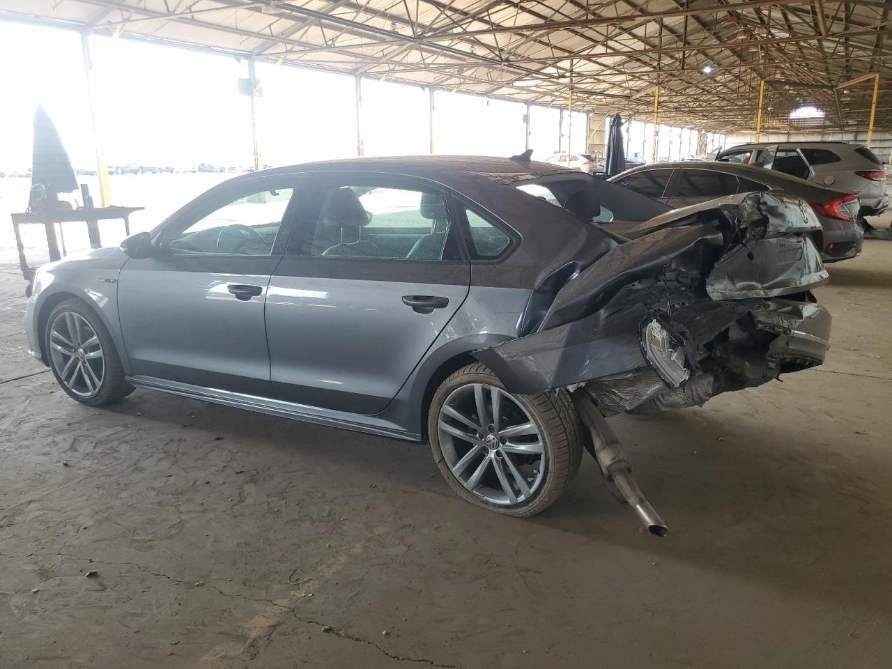 1VWAA7A34JC045622 2018 VOLKSWAGEN PASSAT - Image 2