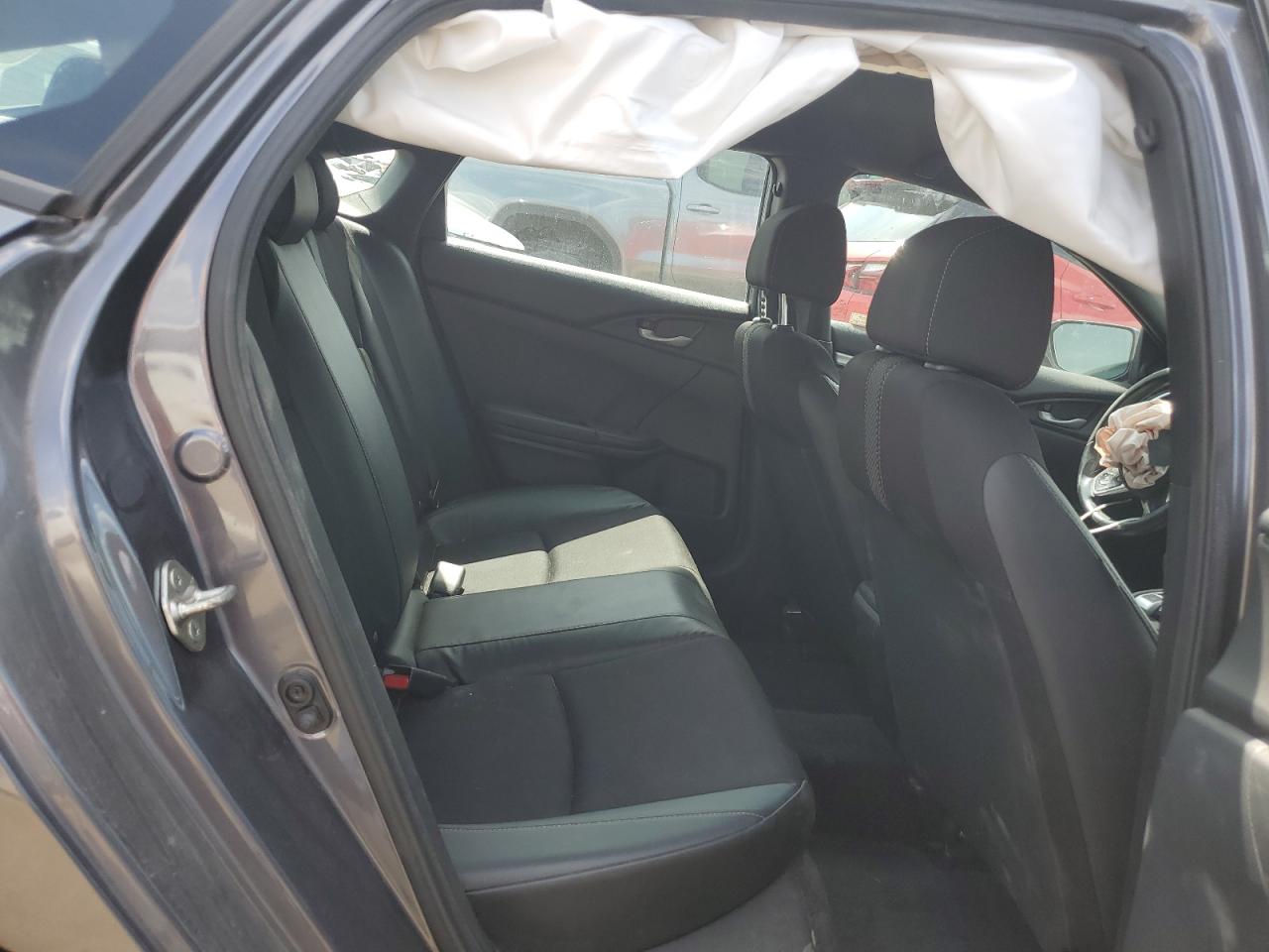 2019 Honda Civic - Image 10