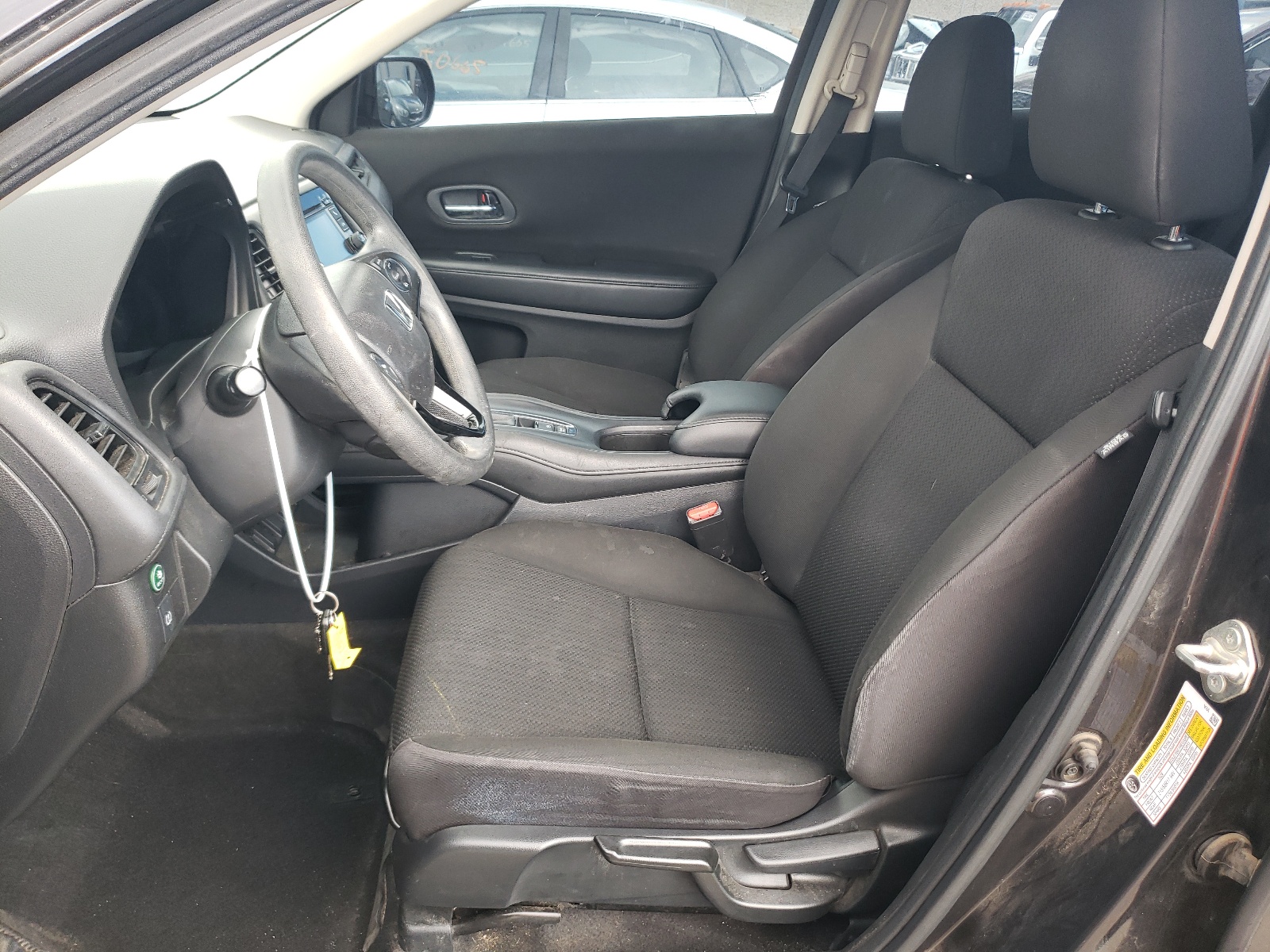 3CZRU6H32JG710411 2018 Honda Hr-V Lx