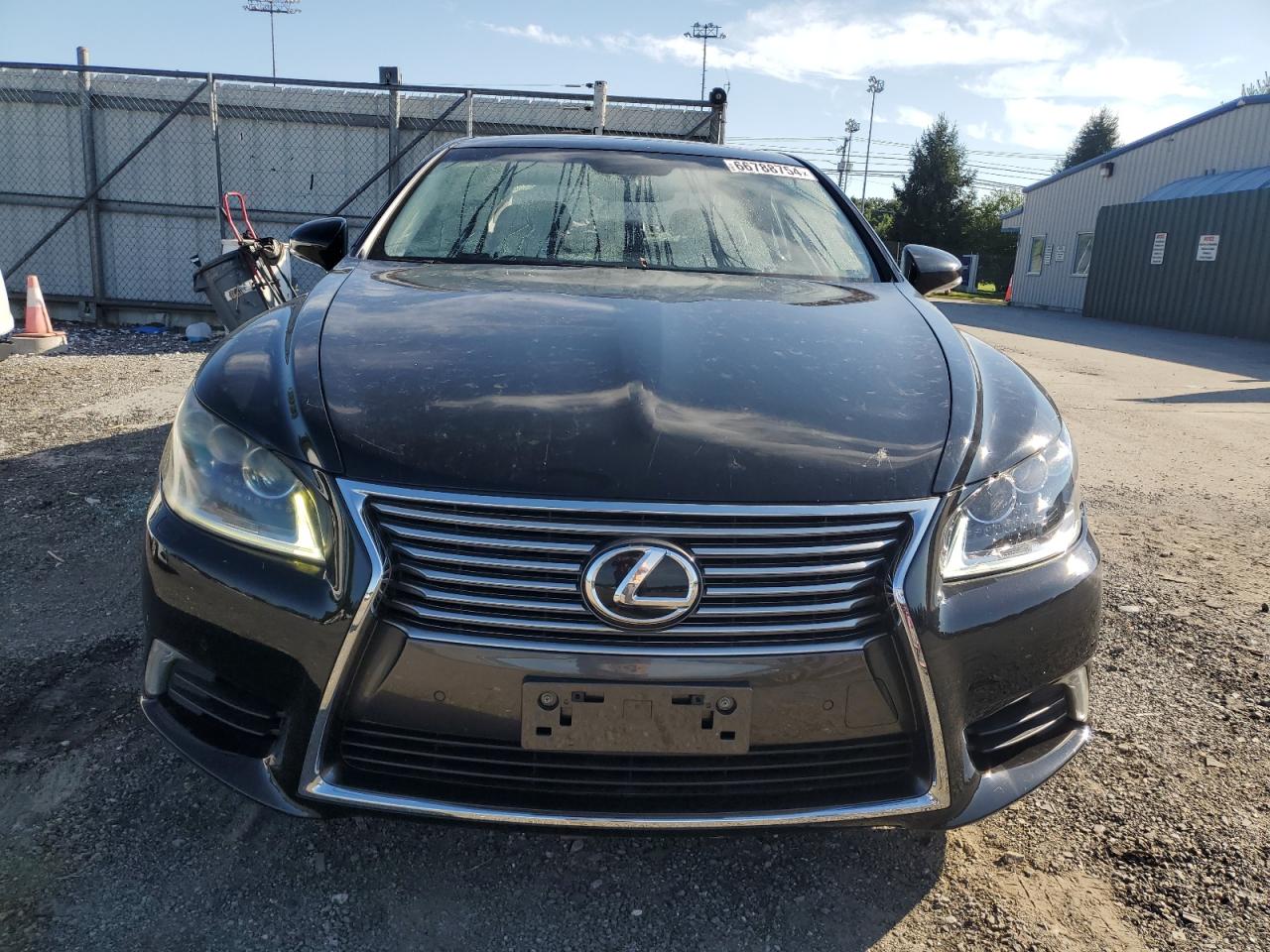 2013 Lexus LS - Image 5