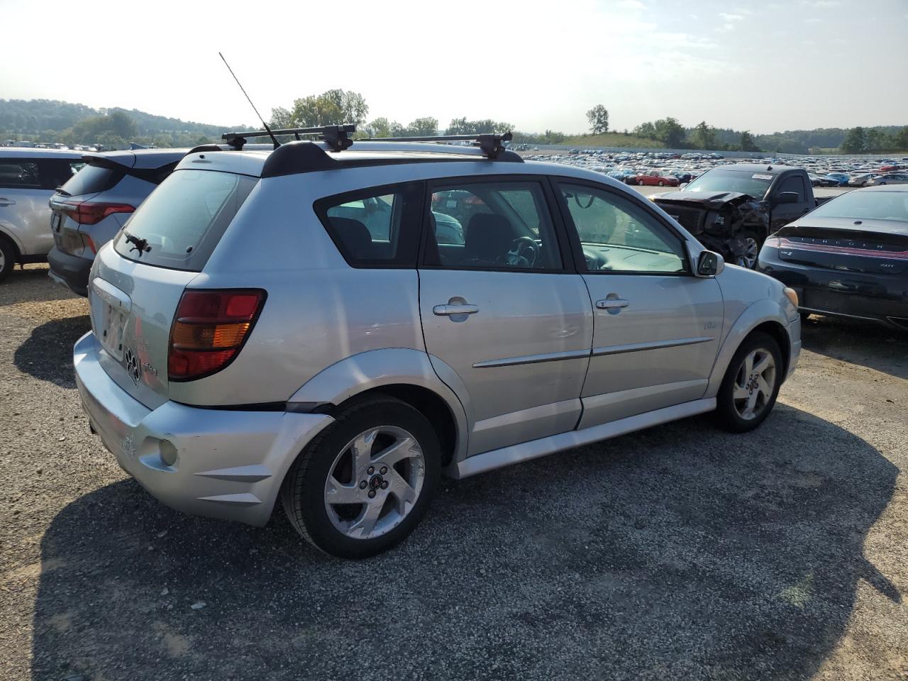 2007 Pontiac Vibe VIN: 5Y2SL658X7Z438175 Lot: 68823464