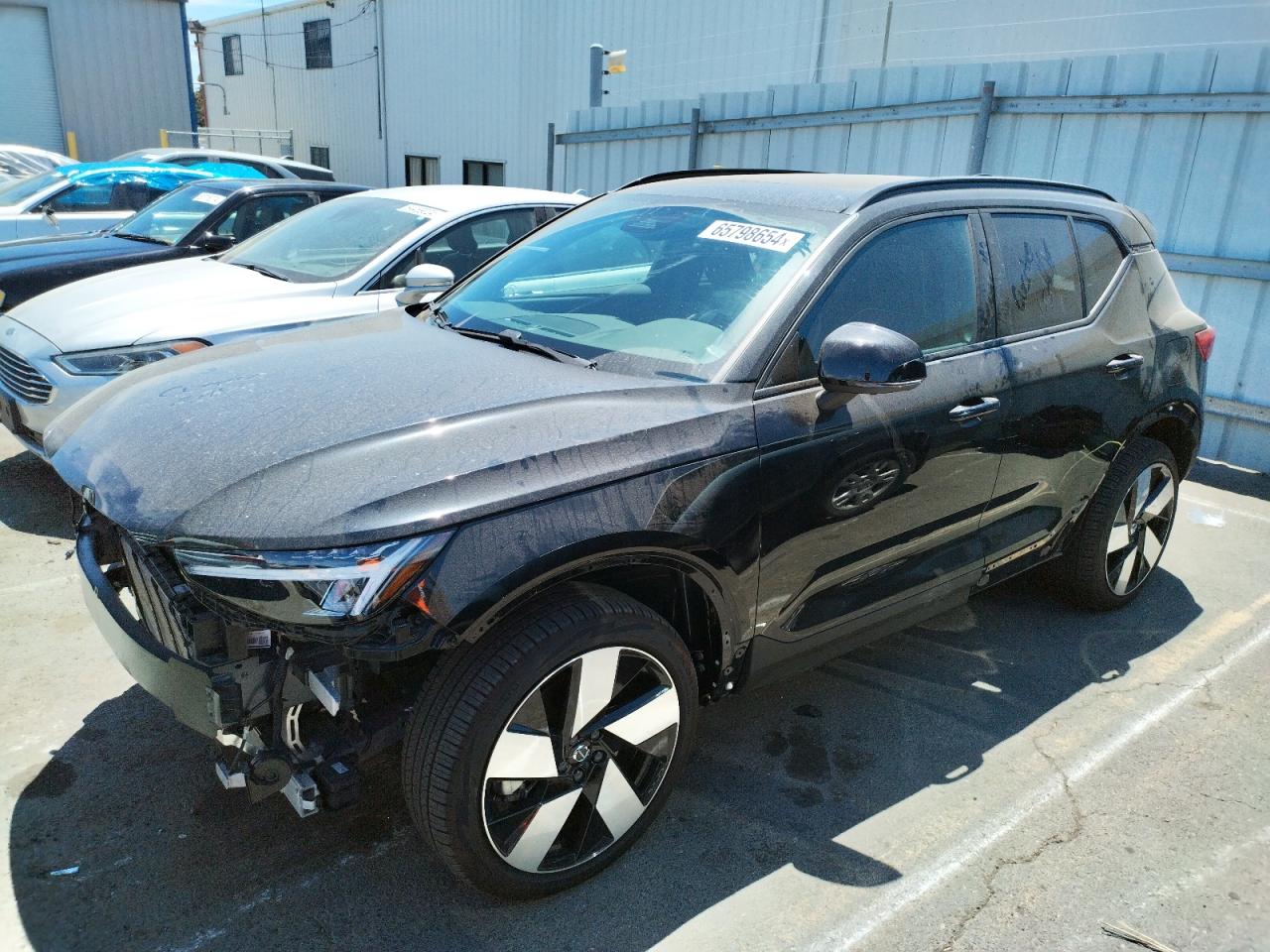 YV4ED3UW9P2012038 Volvo XC40 RECHA