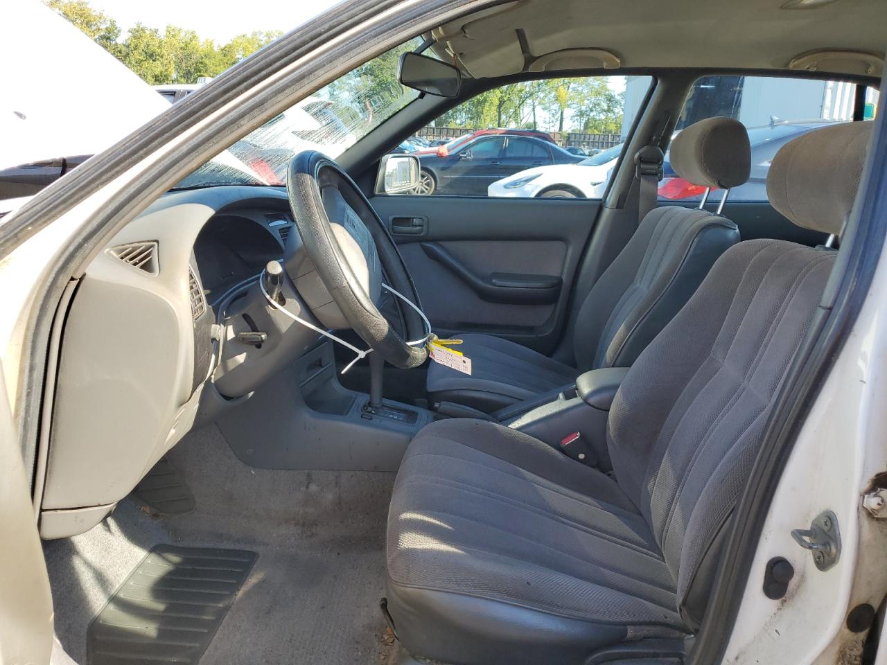 1992 Toyota Camry Dlx VIN: 4T1SK11EXNU062374 Lot: 66977214