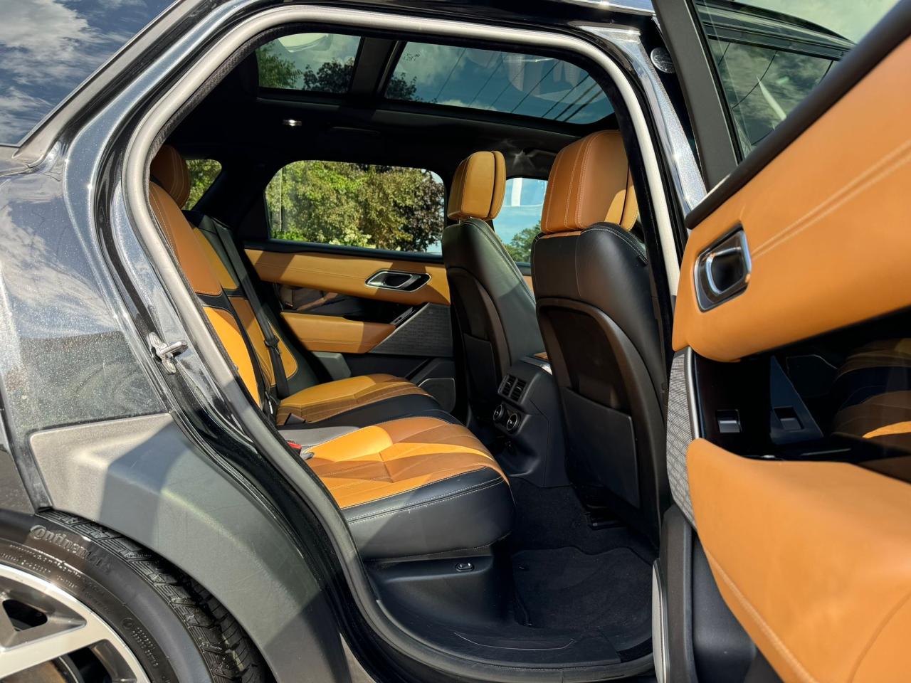 2018 Land Rover Range Rover Velar R-Dynamic Hse VIN: SALYM2RV3JA712170 Lot: 69149774