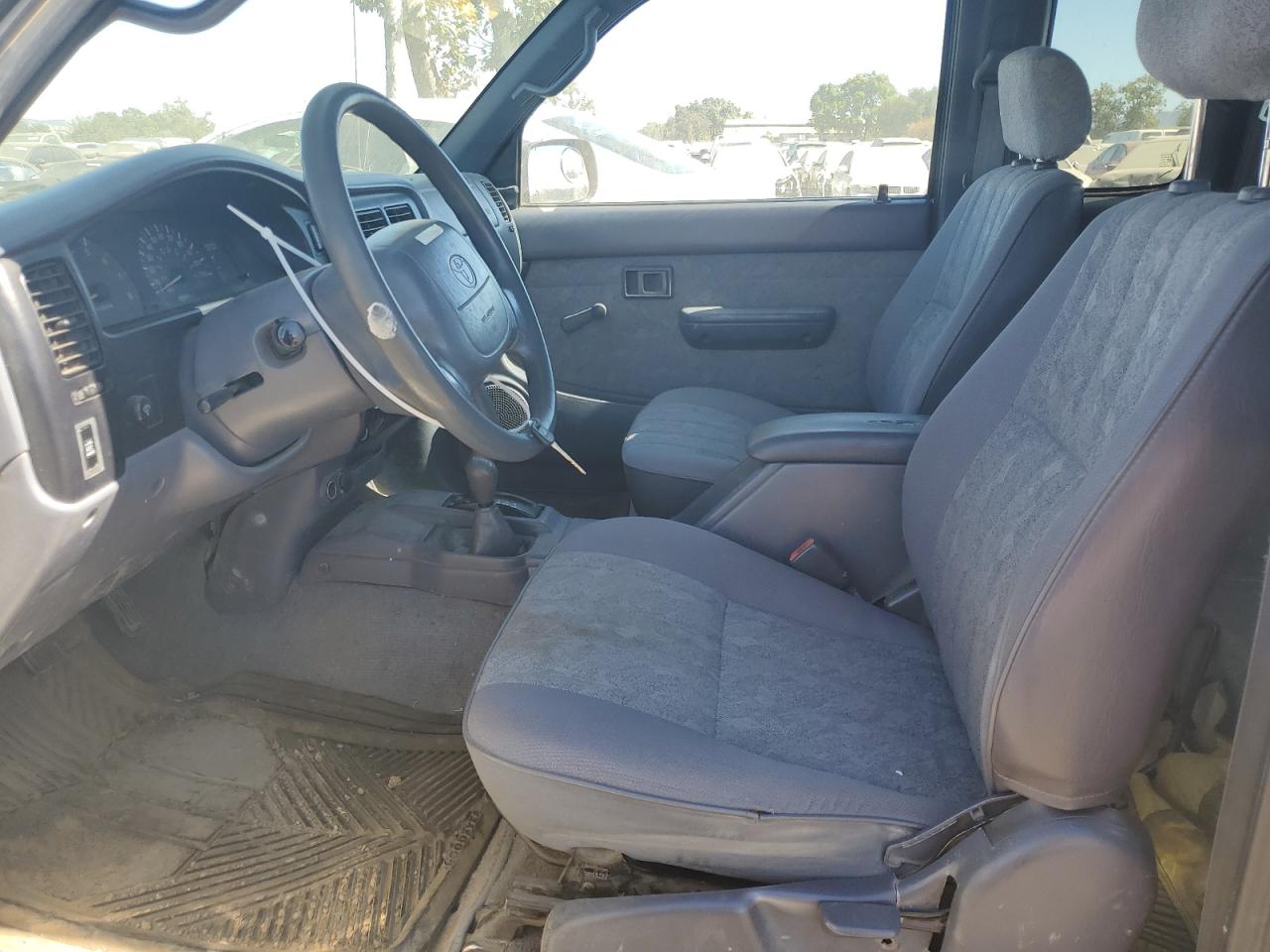 2000 Toyota Tacoma Xtracab VIN: 5TEWN72N4YZ686844 Lot: 67563354