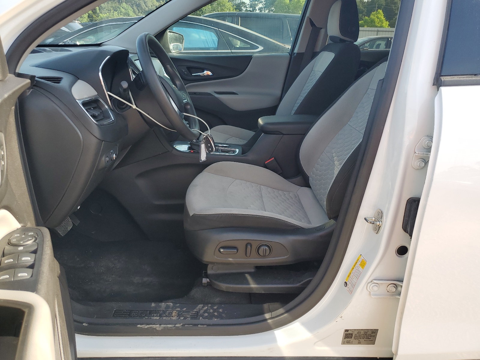 3GNAXHEV6KS659822 2019 Chevrolet Equinox Ls