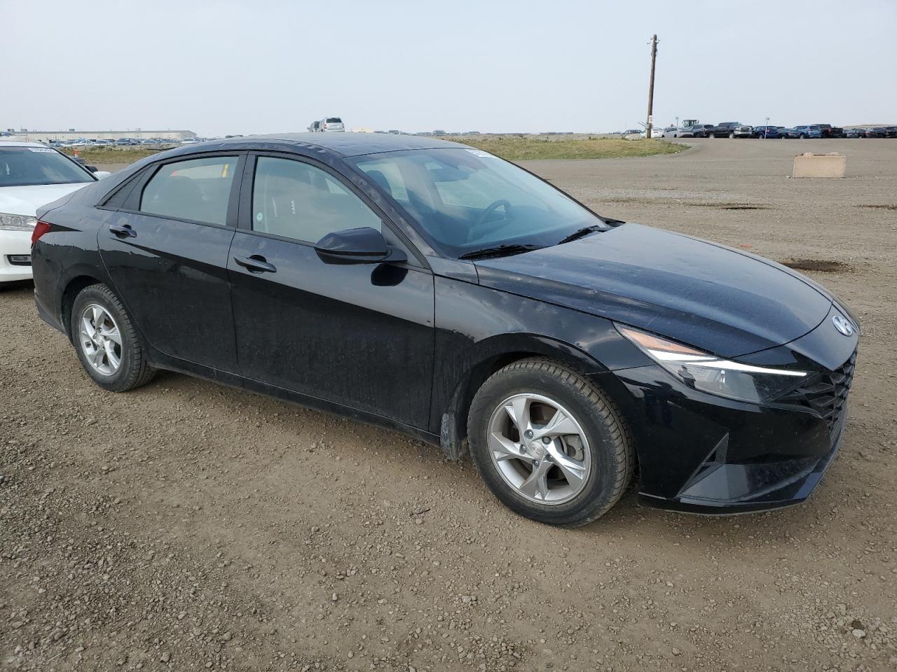 2023 Hyundai Elantra - Image 4