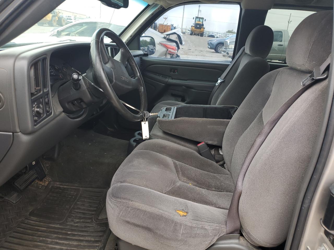 2004 GMC New Sierra C1500 VIN: 1GTEC19T24Z334645 Lot: 67149654