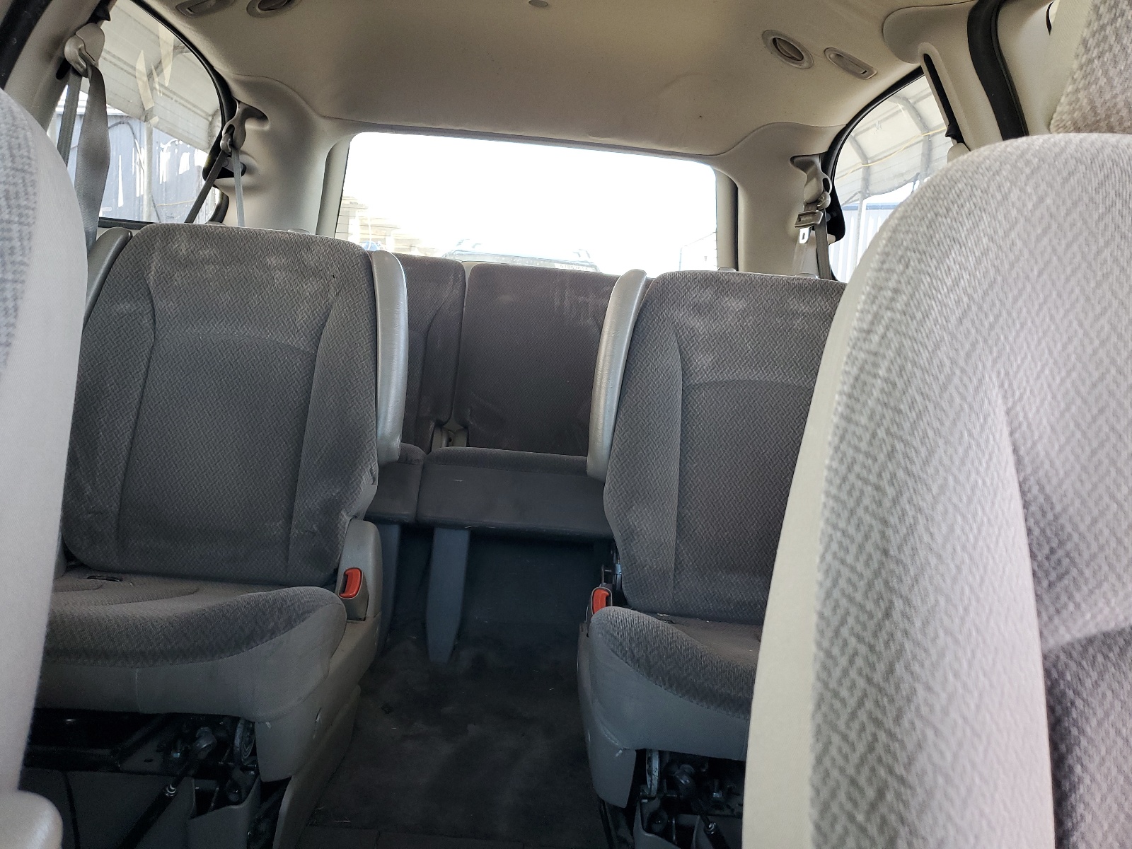 2C4GP44RX5R493547 2005 Chrysler Town & Country Lx